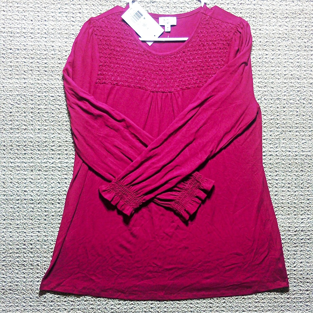 Kim Rogers Women's Burgundy Solid Smocked Yoke Round Neck K7 Knit Top Size M